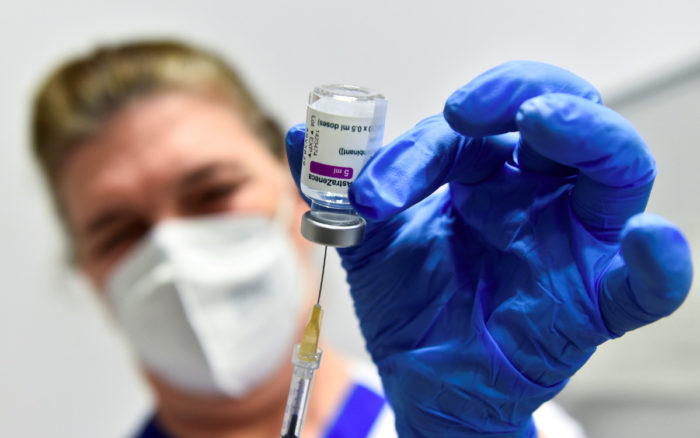 Astrazeneca facilitará a EU datos ‘más actualizados’ sobre su vacuna anti-Covid