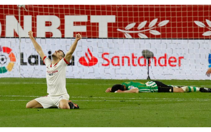 Doblega Sevilla al Real Betis, con Andrés Guardado, en el Derbi andaluz | Video