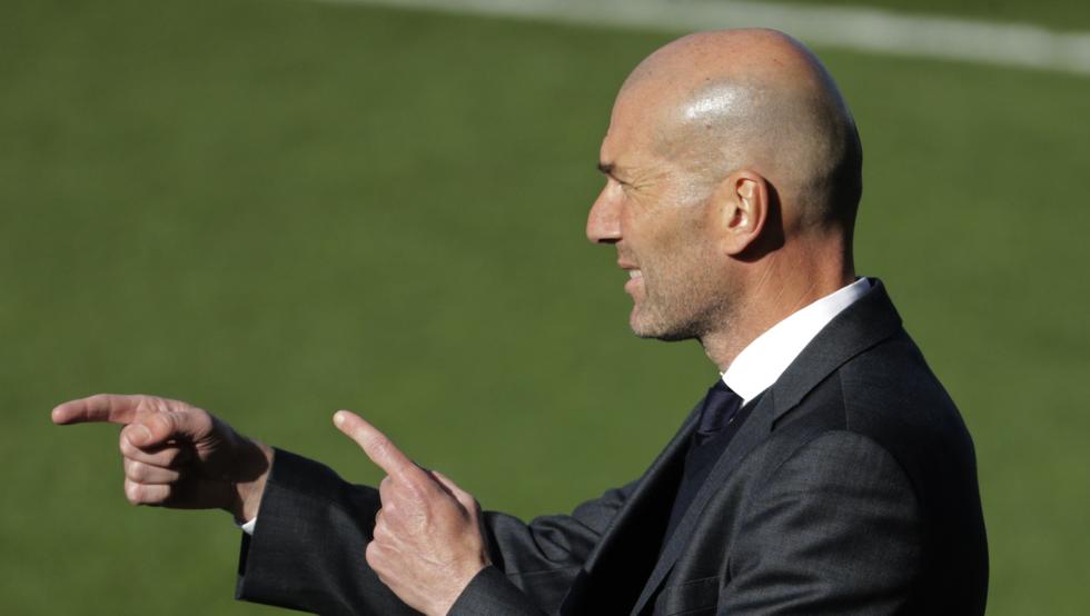 En Francia aseguran que Zidane cumplirá su contrato con el Real Madrid