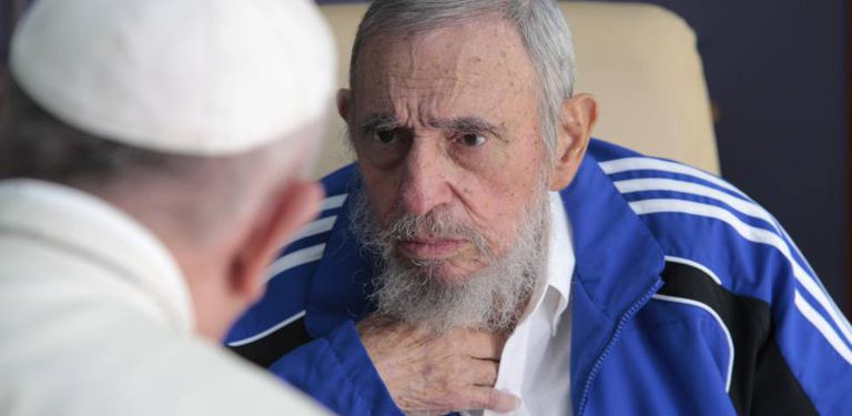 El papa Francisco, con Fidel Castro, en La Habana en 2015.