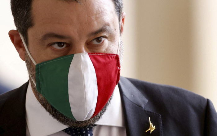Italia: Fiscalía de Palermo pide imputar a exministro Salvini por negar desembarco de migrantes