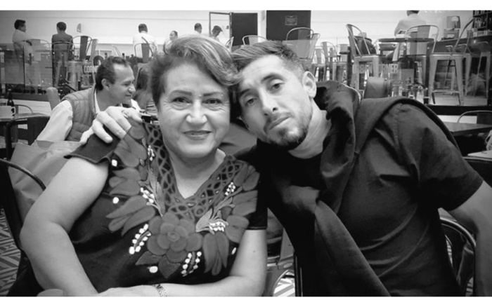 Muere la madre de Héctor Herrera por Covid-19 | Tuits