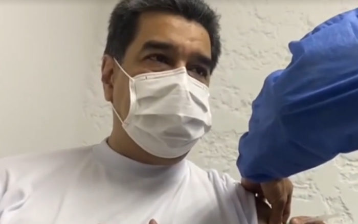 Nicolás Maduro y su esposa reciben primera dosis de vacuna rusa Sputnik V | Video