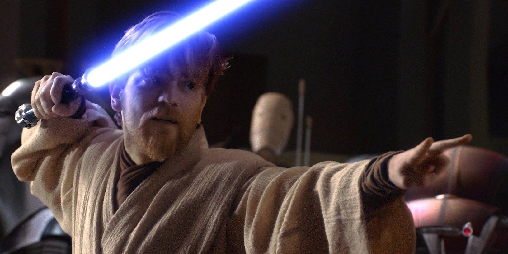 Obi-Wan Kenobi Show Star se burla de que su personaje usa sables de luz