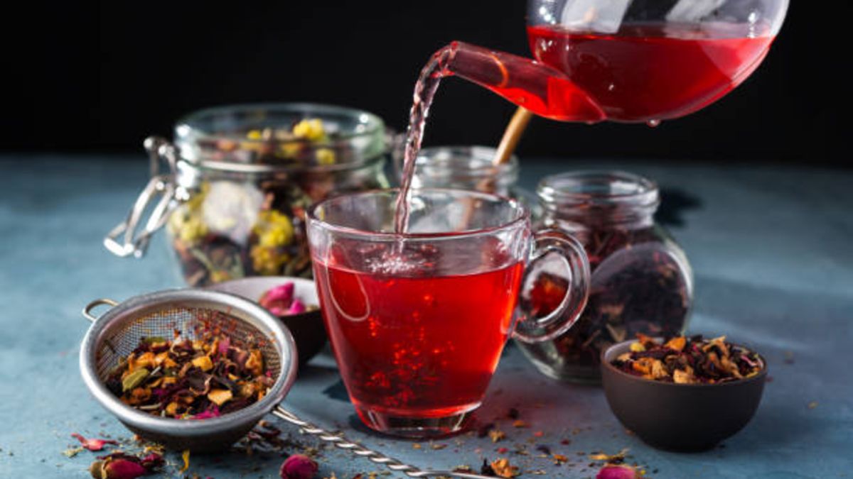 Propiedades y beneficios del té de rosas para la salud y la belleza