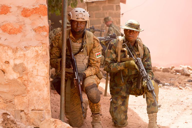 Militares de Níger y Camerún en una operación militar el pasado enero.