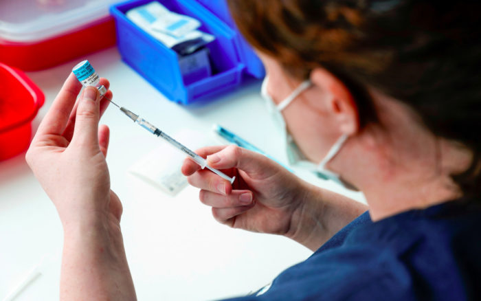 ONU pide compartir licencias para suministrar más vacunas contra el Covid-19