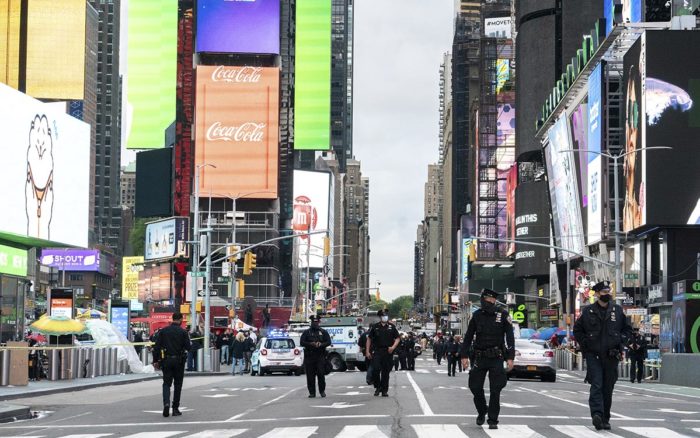 Nueva York: Dos mujeres y una niña de 4 años heridas en un tiroteo en Times Square