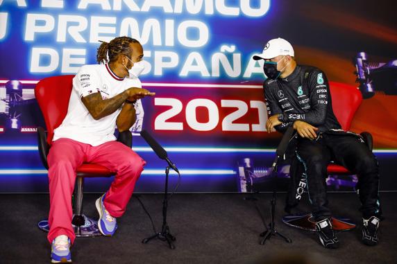 Hamilton y Bottas, en la rueda de prensa posterior al GP de España de F1 2021