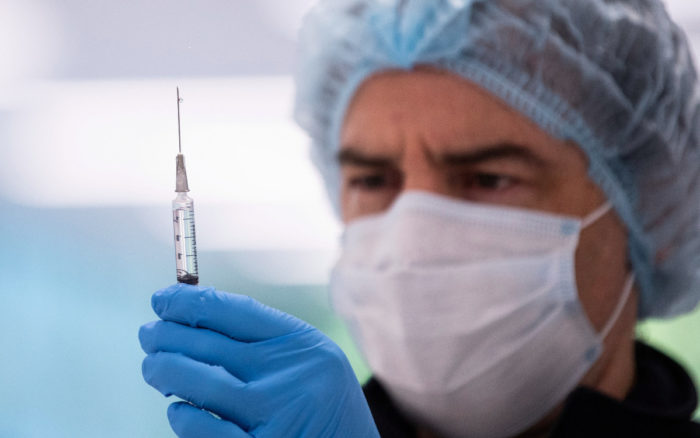 Vacuna combinada influenza/Covid de Novavax se muestra prometedora en estudio con animales