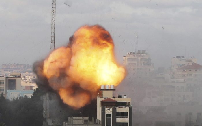 Aumentan a más de 210 los muertos por los bombardeos de Israel contra la Franja de Gaza