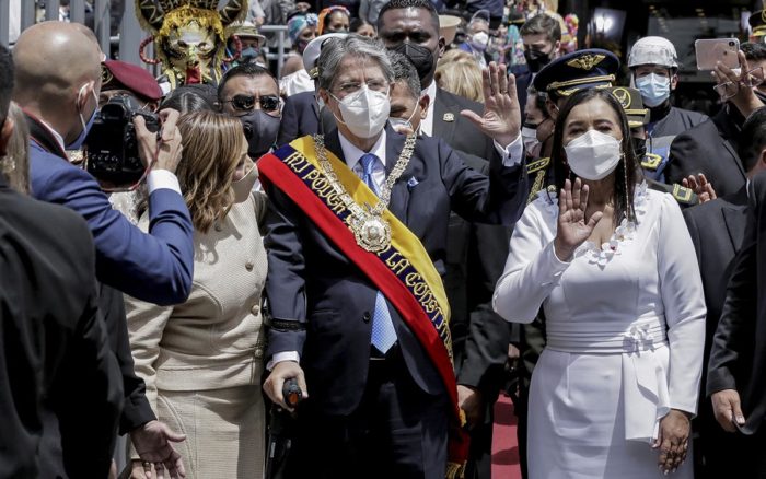 Guillermo Lasso expide sus primeros decretos como presidente de Ecuador