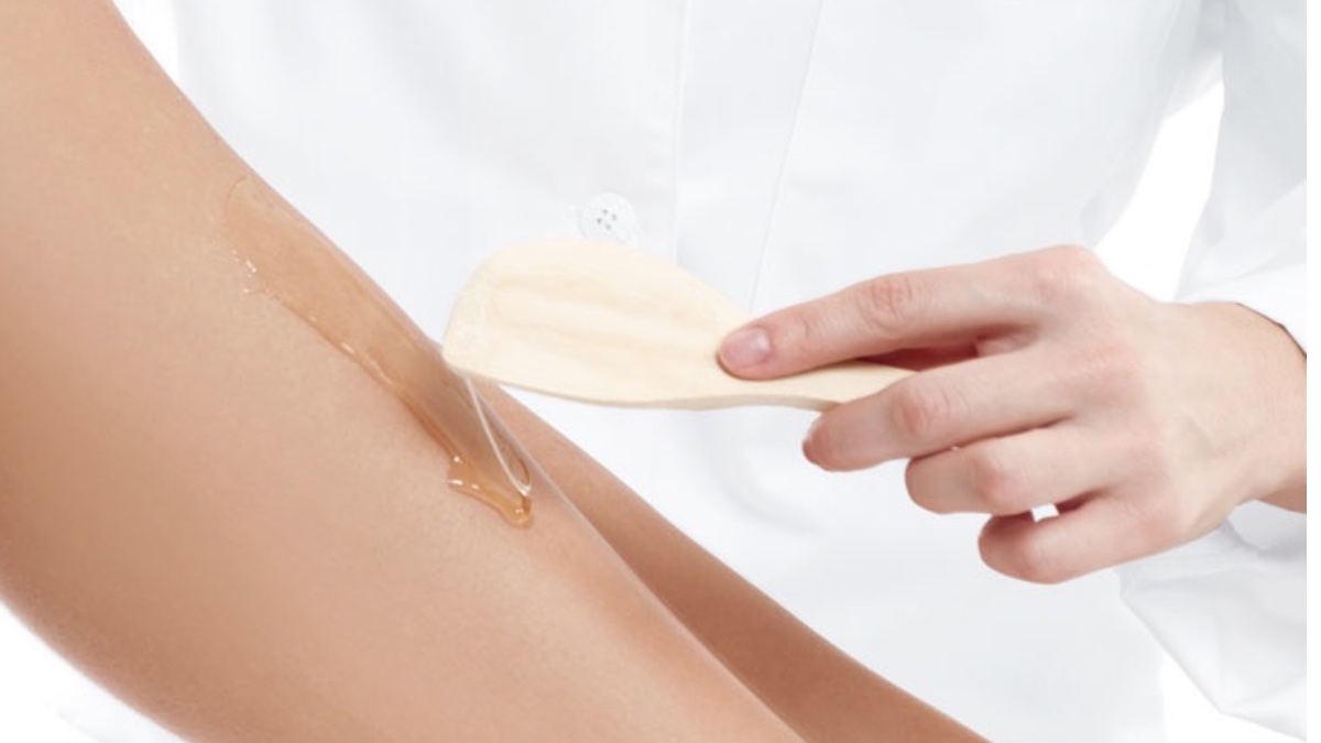 Cuidados básicos de la piel antes de la depilación con cera