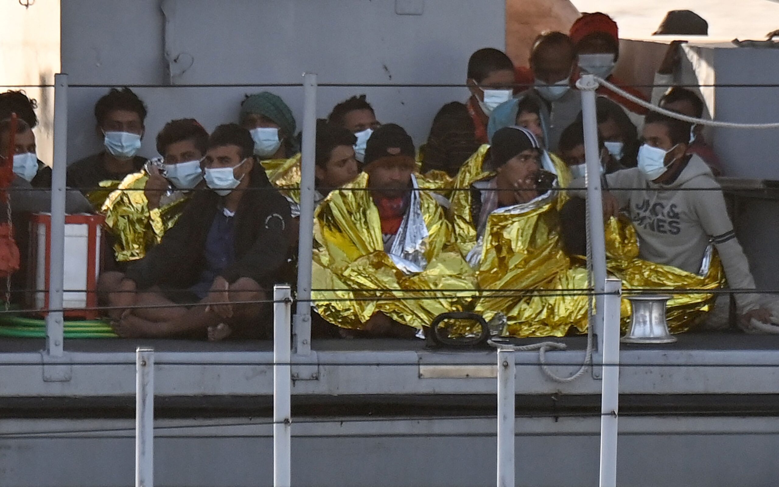 Las salidas de migrantes hacia Europa por mar suben un tercio al aliviarse la pandemia