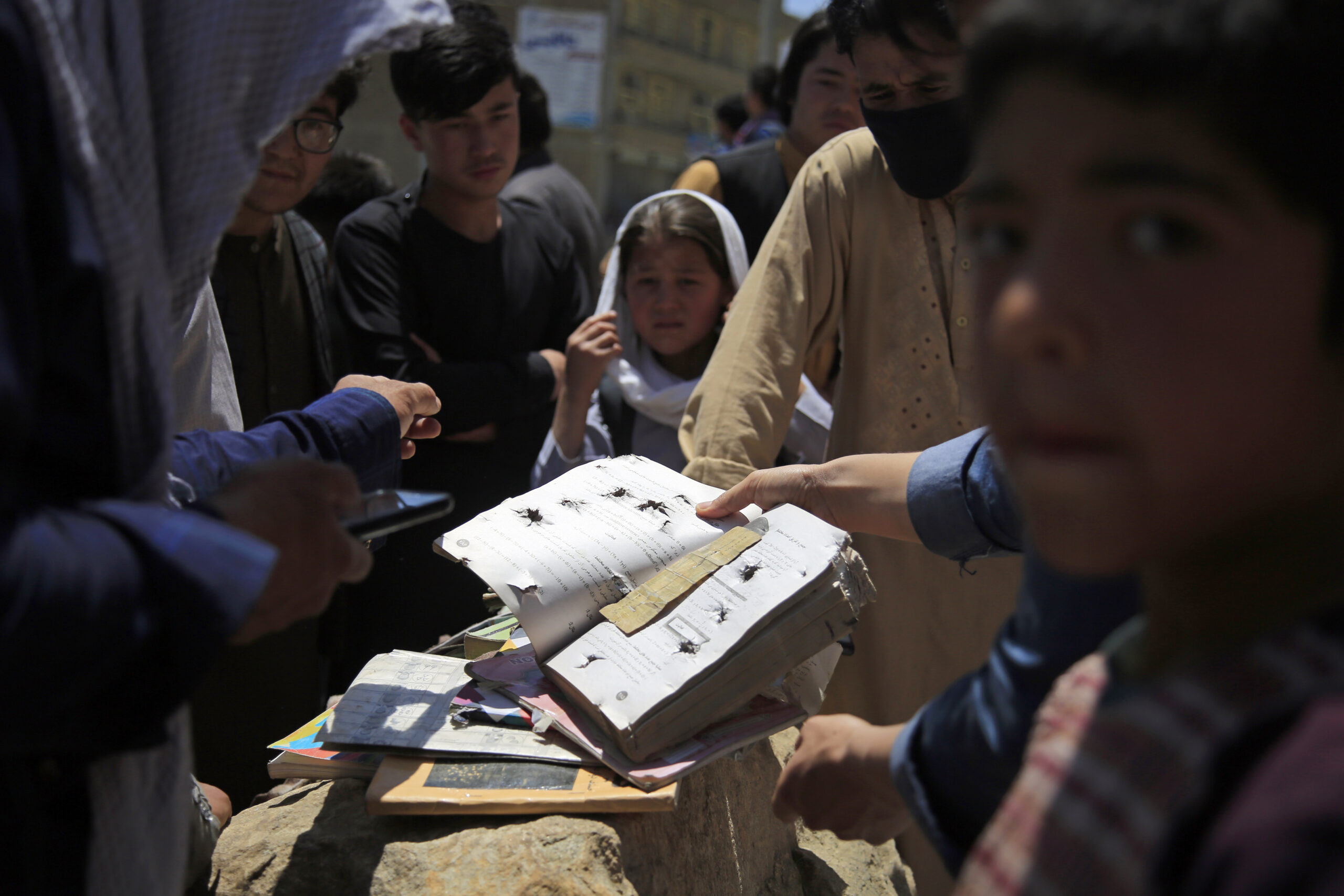 Los talibanes anuncian un alto el fuego de tres días por el fin de Ramadán
