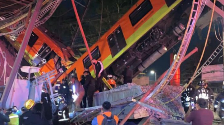 Sube a 13 muertos el saldo de caída de estructura en Metro de CDMX, tristes y penosas labores de rescate
