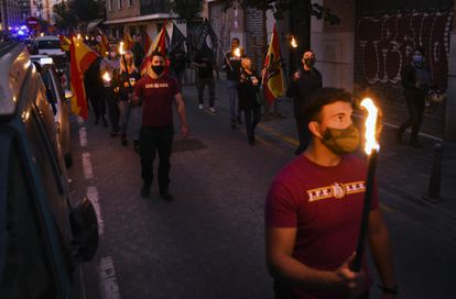 La marcha de las antorchas en Benimaclet.