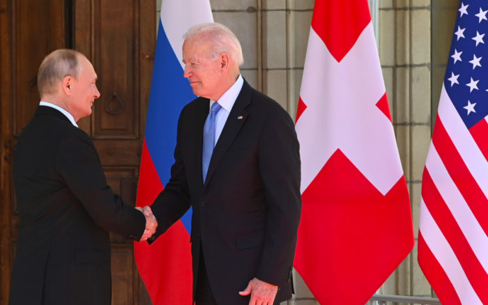 Cara a cara Biden y Putin: ¿de qué hablaron?, ¿cómo estuvo su reunión? | Nota y video