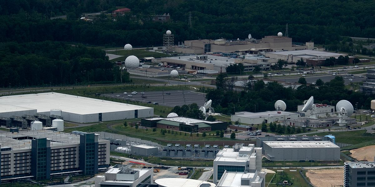 La NSA quiere que las grandes tecnologías creen software “puertas traseras”.  ¿Deberíamos preocuparnos?