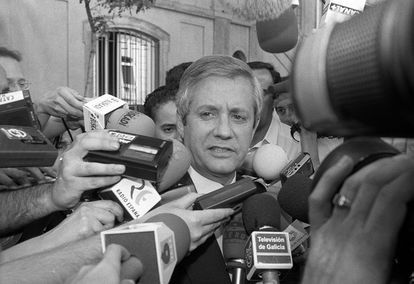 El juez Javier Gómez de Liaño tras declarar en el Tribunal Supremo en junio de 2000.