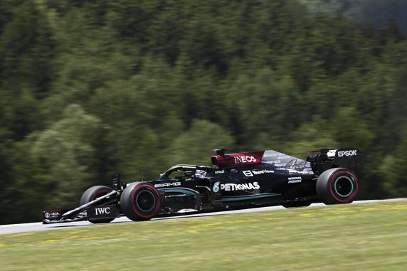 Lewis Hamilton lidera los terceros entrenamientos libres del GP de Estiria de F1 2021