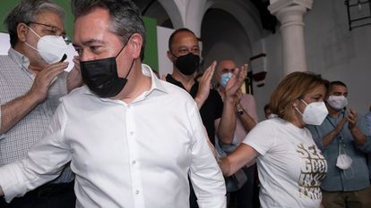 Juan Espadas y Susana Díaz el 13 de junio en la sede del PSOE de Andalucía tras la victoria del alcalde de Sevilla en las primarias a la Junta.