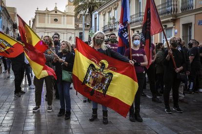 Marcha convocada por España 200 el 12 de octubre pasado en el barrio de Benimaclet de Valencia.