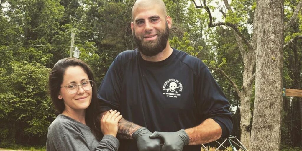 Mamá adolescente: David Eason comparte foto de perro después de incidente de crueldad animal