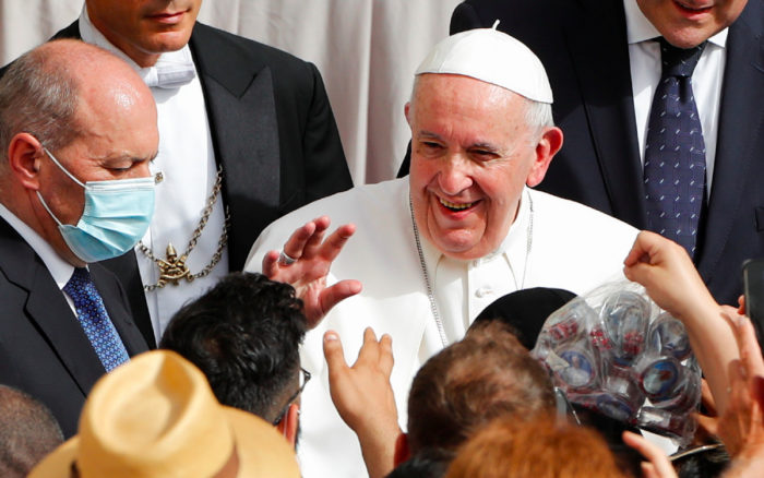 Papa Francisco externa apoyo al sacerdote James Martin por su labor pastoral con la comunidad LGBT+