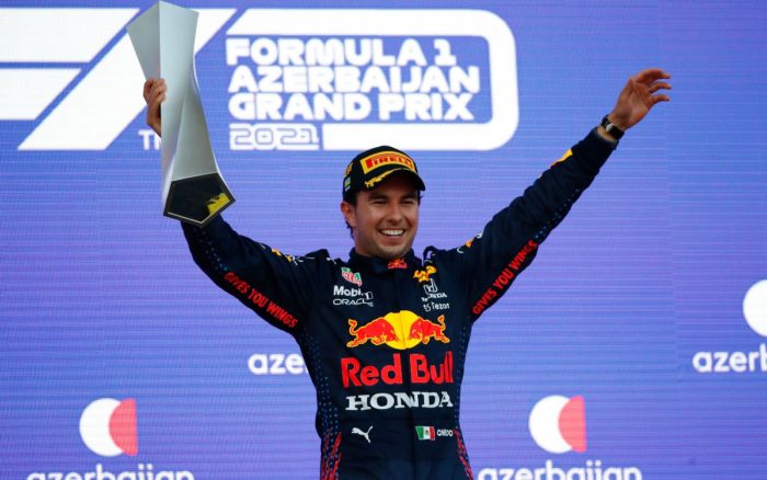 Se impone Sergio Pérez en el Gran Premio de Azerbaiyán | Video