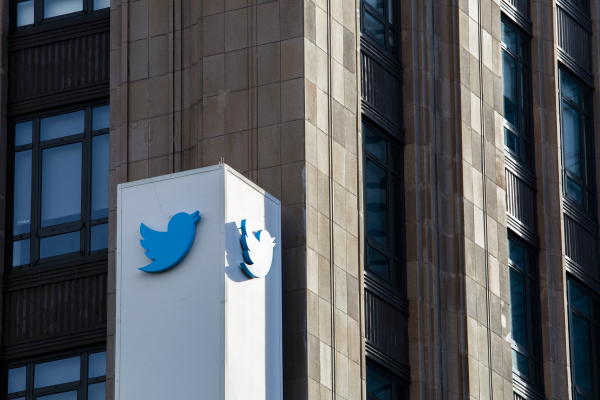 Twitter restringe las cuentas en India para cumplir con la solicitud legal del gobierno