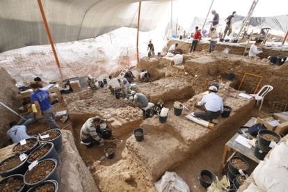 Excavaciones en el yacimiento de Nesher Ramla
