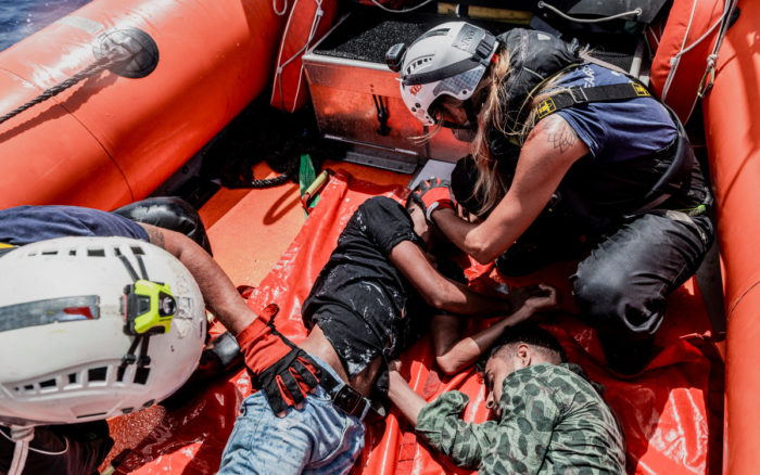 ‘Ocean Viking’ pide el desembarco urgente de 572 migrantes, entre ellos 183 menores