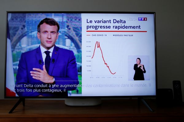Macron anuncia que franceses recibirán una tercera dosis de vacuna anti Covid-19 en septiembre