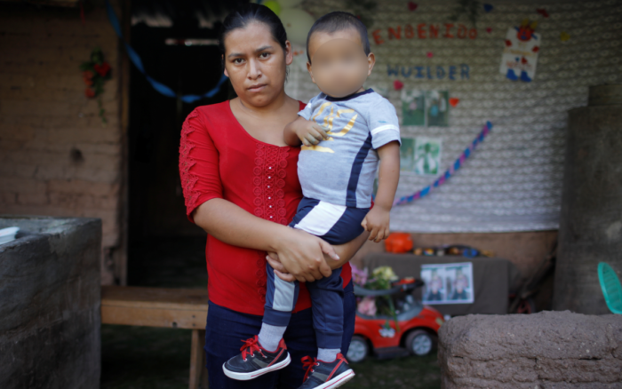 Mejor vivir pobre pero con mi hijo, dice madre de menor migrante abandonado en México