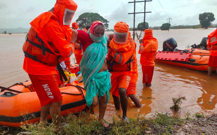 Son más de 160 los muertos por las lluvias torrenciales en India