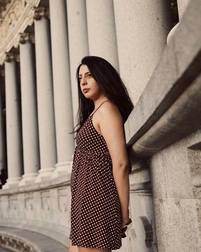 Mónica Ojeda fotografiada en el Parque del Retiro en Madrid el pasado julio.