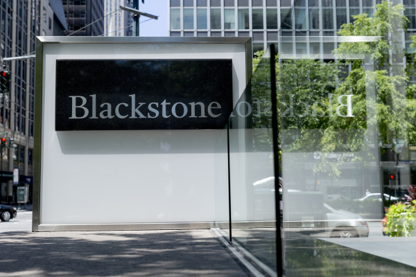 Blackstone adquiere una participación mayoritaria en Simplilearn por 250 millones de dólares