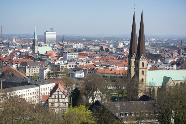 La encuesta de Bielefeld destaca un ecosistema emergente B2B, criptográfico y de tecnología profunda