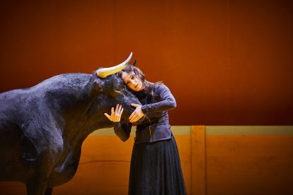 Teatro Angelica Lidell .  "Liebestod – El olor a sangre no se me quita de los ojos – Juan Belmonte". 
© Christophe Raynaud de Lage / Festival d'Avignon