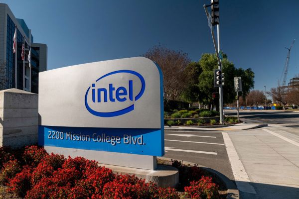 Se rumorea que Intel está en conversaciones para comprar el fabricante de chips GlobalFoundries por $ 30 mil millones