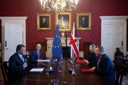 El ministro británico del Brexit, David Frost durante la reunión con el vicepresidente de la Comisión Europea, Maros Sefcovic, en Londres, el pasado 9 de junio.