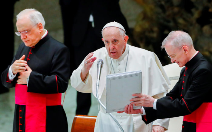 A un año de la explosión de Beirut, el Papa promete visita al Líbano