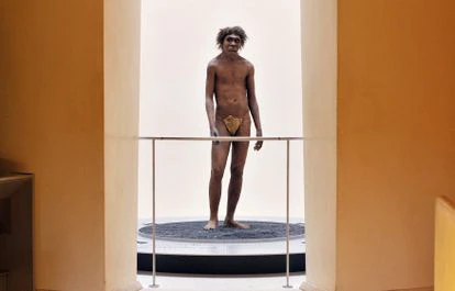 Reconstrucción de un Homo Erectus ergaster del Lago Turkana en África en el museo de la prehistoria de Eyzies-de-Tayac de Dordoña (Francia).