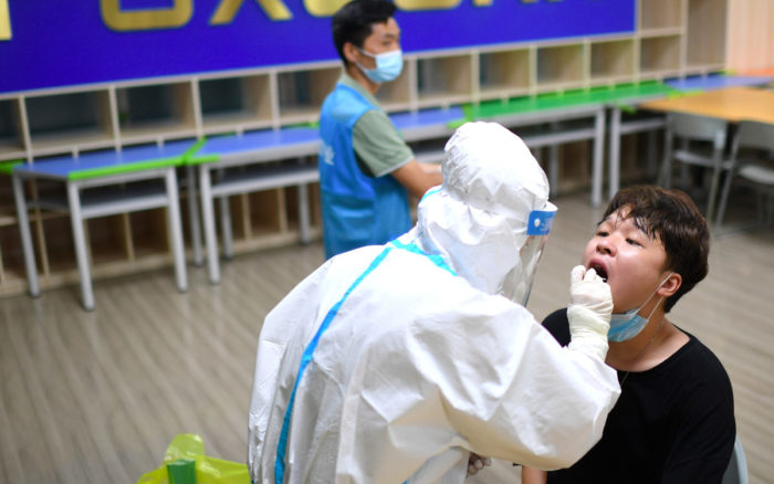 Un año después, la mitad de los hospitalizados por Covid en Wuhan continúa con problemas de salud: Estudio