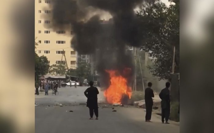 Afganistán: Disparan varios cohetes contra el aeropuerto de Kabul