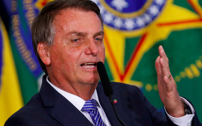 Bolsonaro llama “hijo de puta” al principal juez de Brasil; aviva la tensión entre poderes