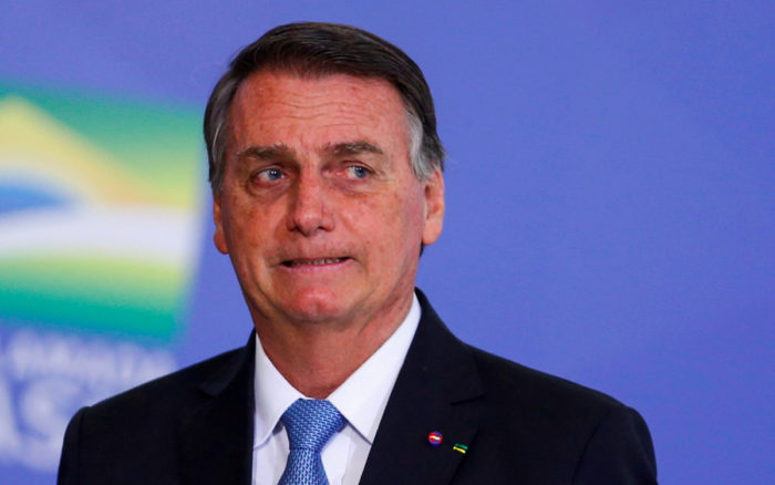 Bolsonaro viola libertad de expresión en redes sociales al bloquear a críticos: HRW