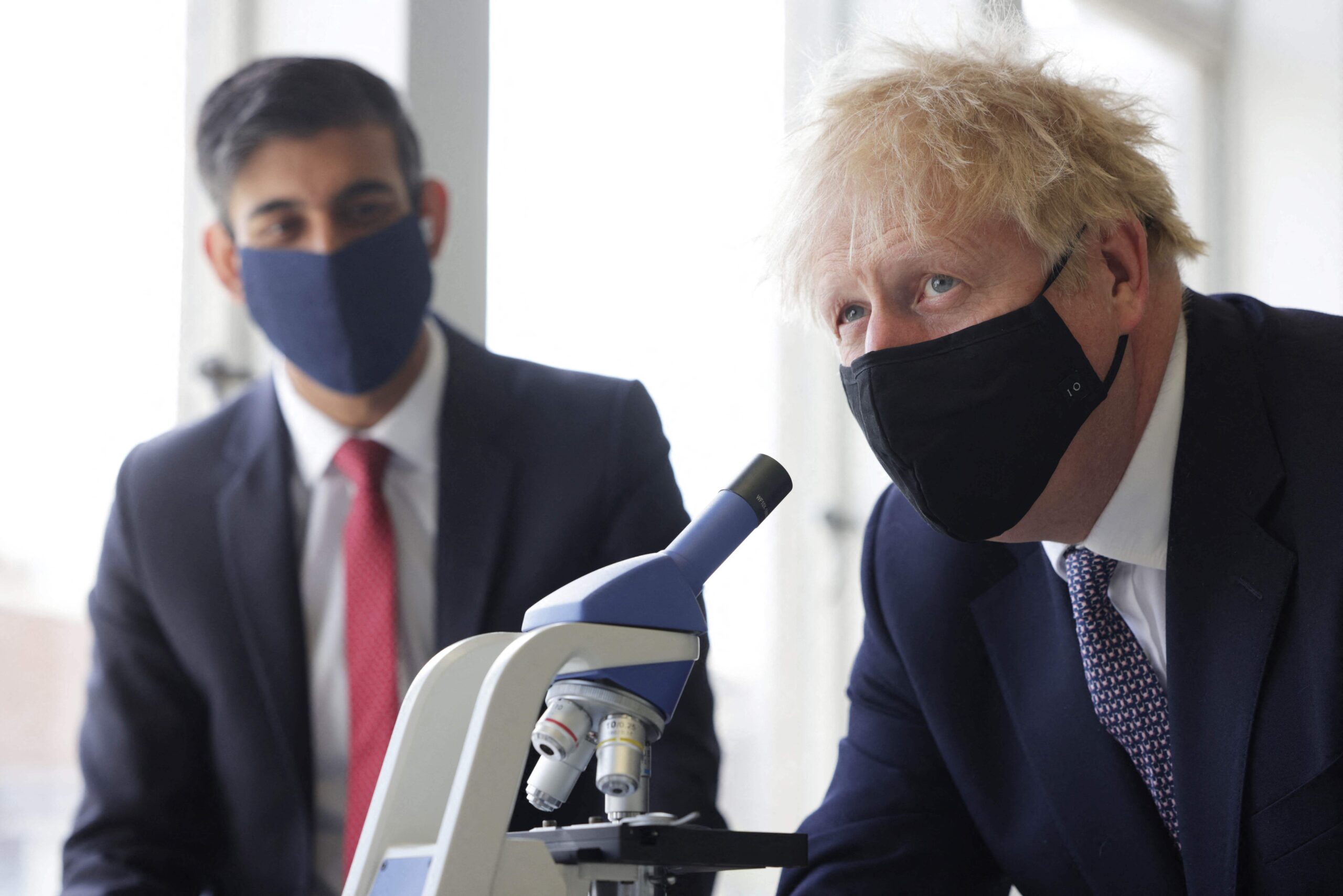 El ministro de Finanzas de Boris Johnson consolida su posición como sucesor