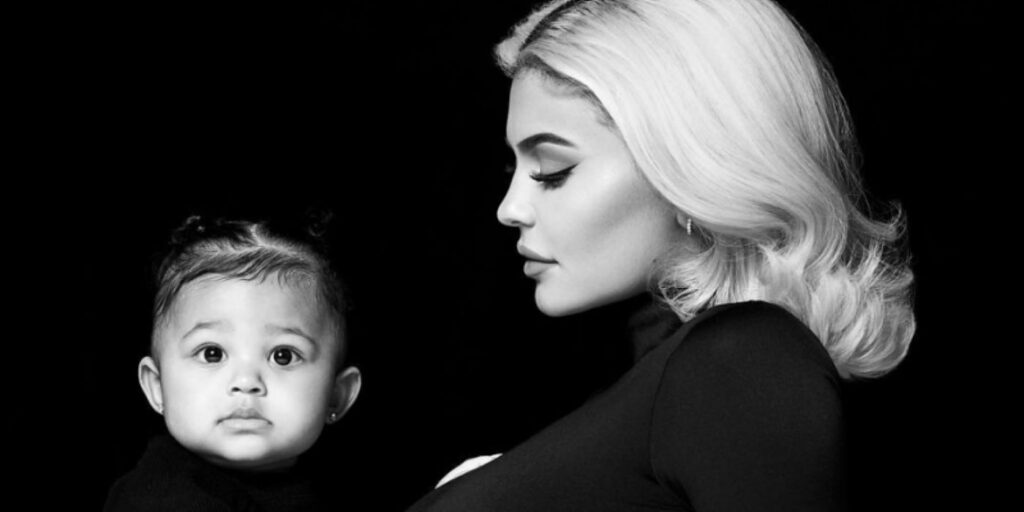 KUWTK: La hija de Kylie, Stormi, 'emocionada' por ser una hermana mayor